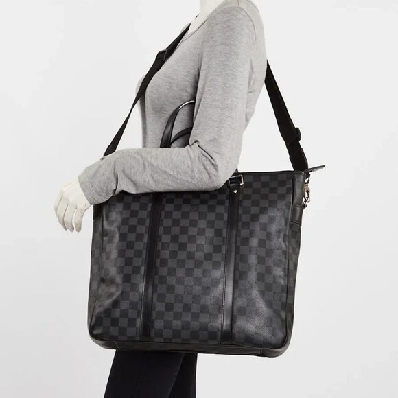 Louis Vuitton Damier Graphite Canvas Tadao Bag - Picture 2 of 12